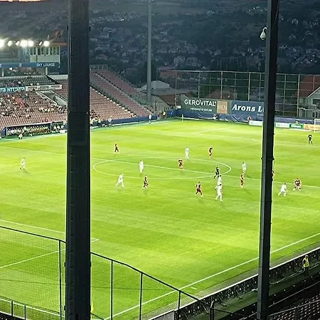 Nook With Stadium Vista * 克卢日-纳波卡