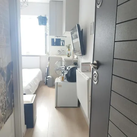 Nook With Stadium Vista *