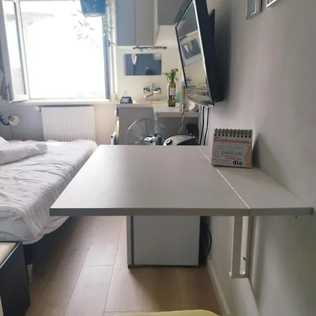 Nook With Stadium Vista Апартаменты *
